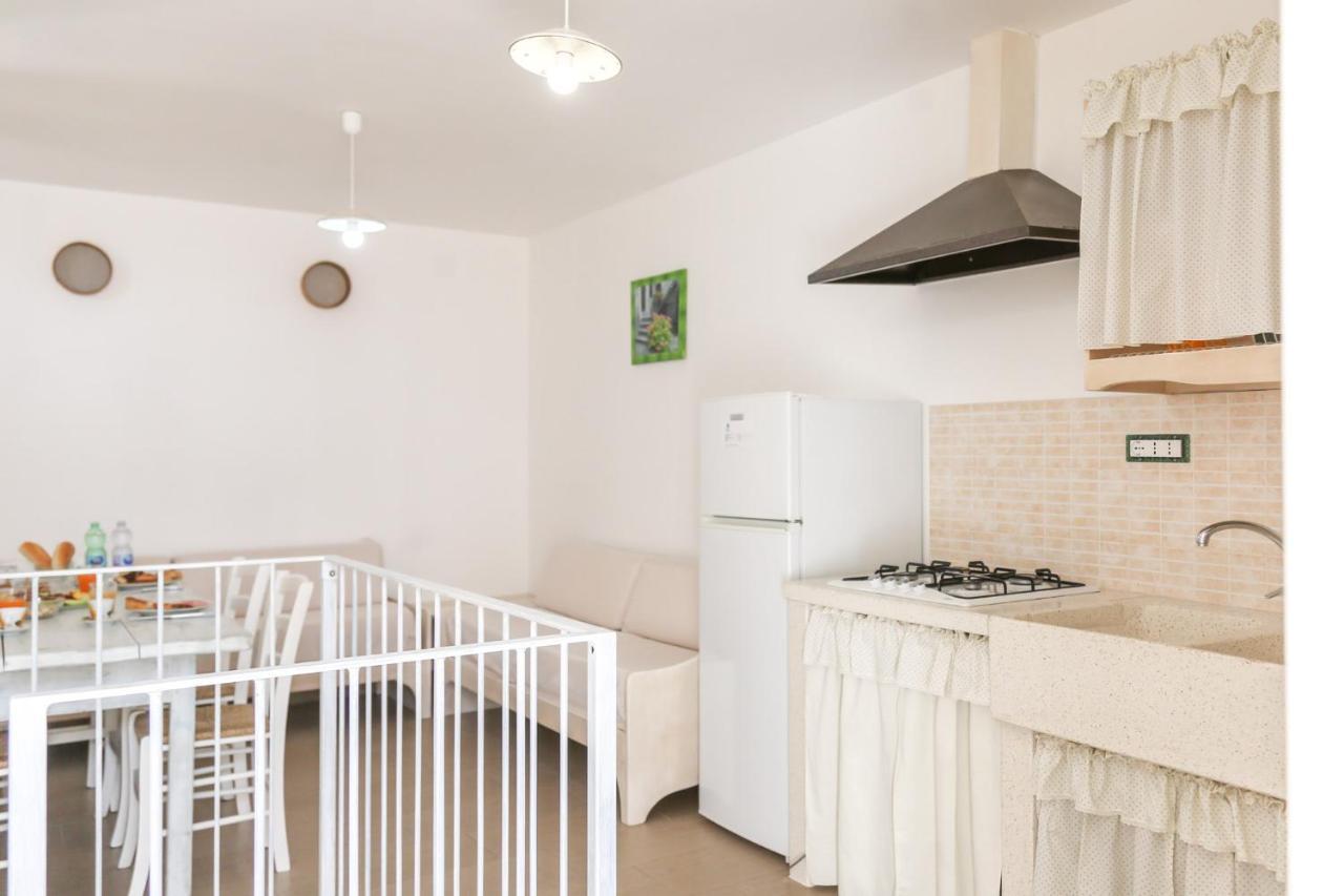 Blue And Blue Bed & Breakfast Torre San Giovanni Ugento Exterior photo