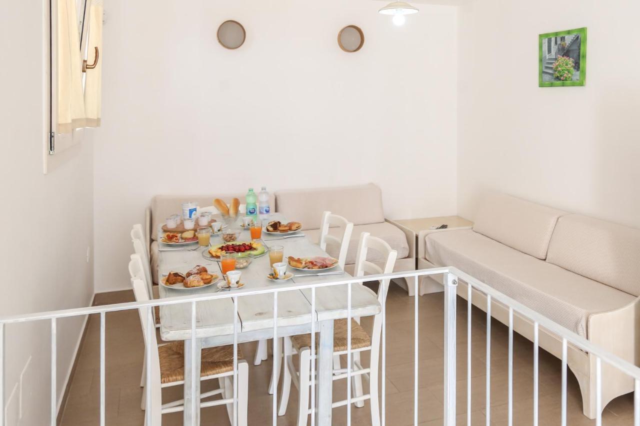 Blue And Blue Bed & Breakfast Torre San Giovanni Ugento Exterior photo
