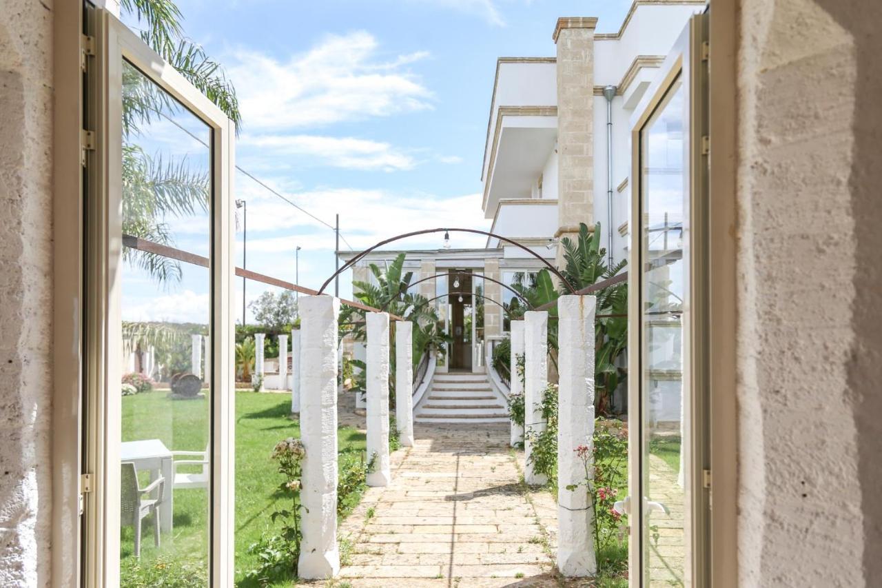 Blue And Blue Bed & Breakfast Torre San Giovanni Ugento Exterior photo
