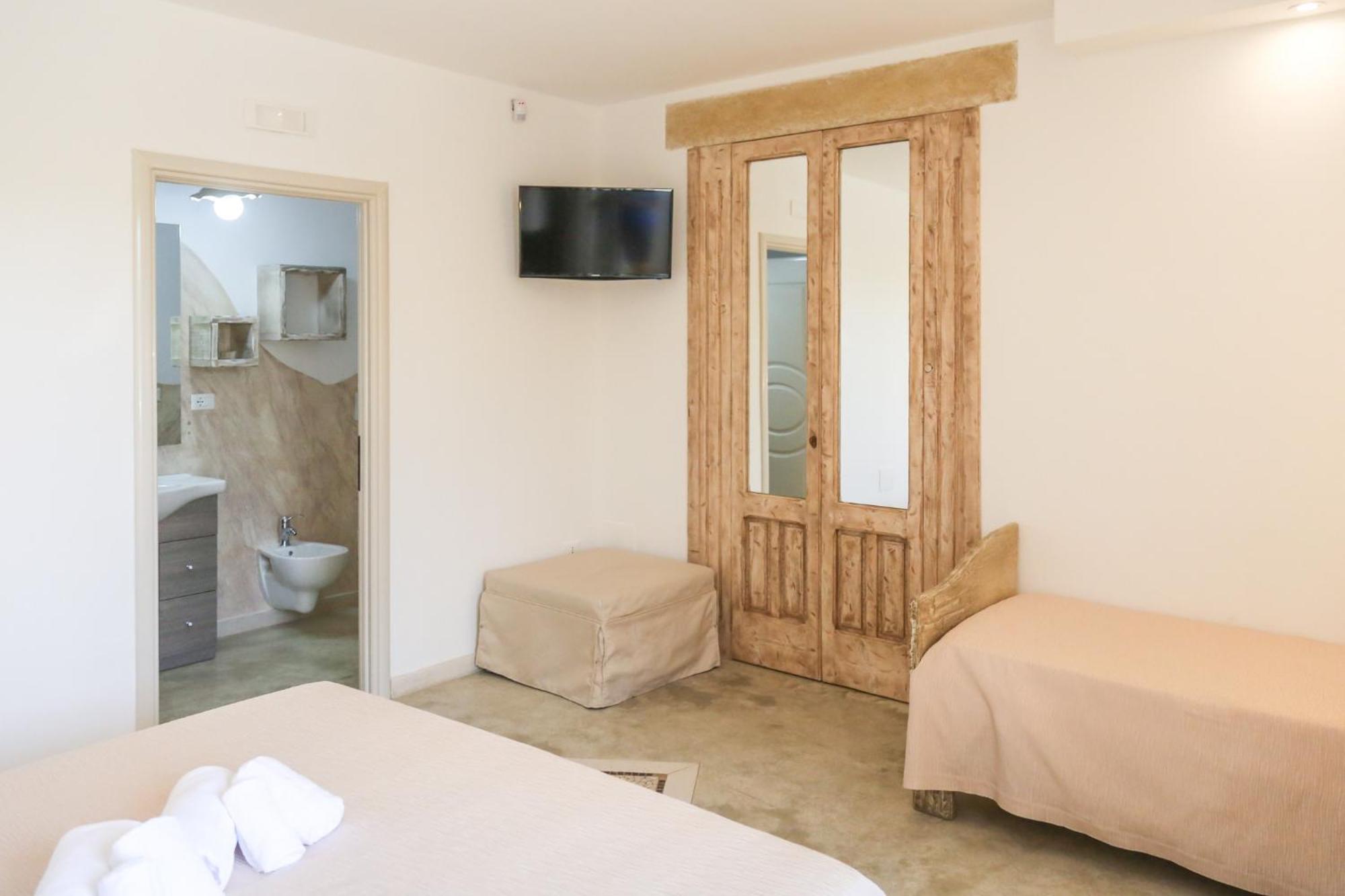 Blue And Blue Bed & Breakfast Torre San Giovanni Ugento Exterior photo