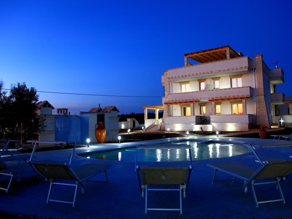 Blue And Blue Bed & Breakfast Torre San Giovanni Ugento Exterior photo