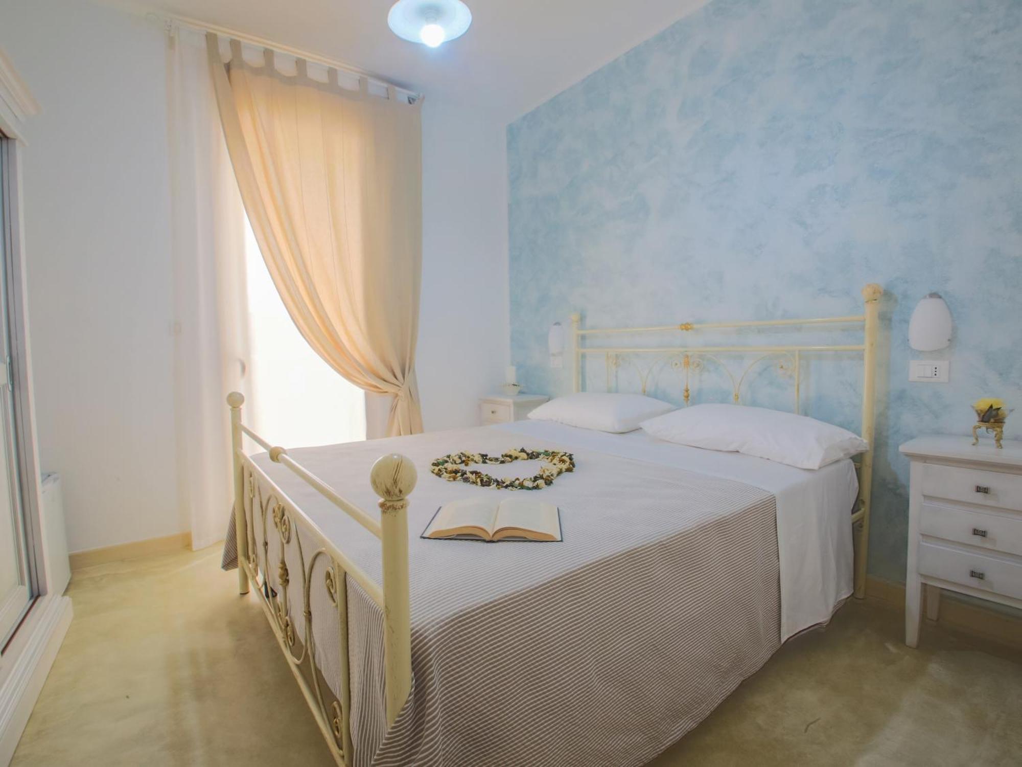Blue And Blue Bed & Breakfast Torre San Giovanni Ugento Exterior photo