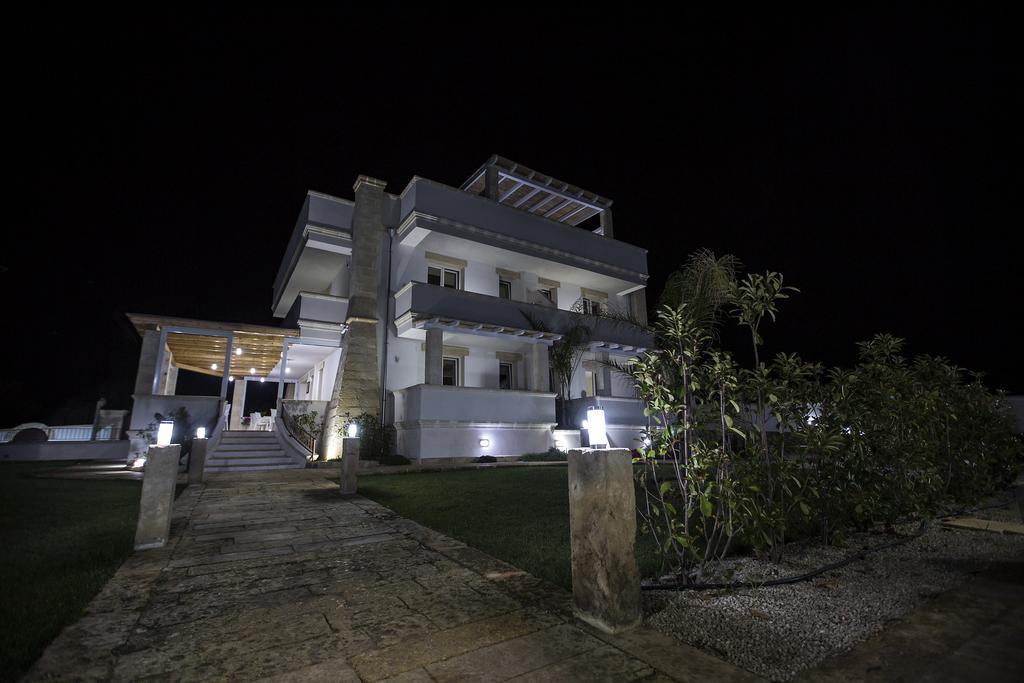 Blue And Blue Bed & Breakfast Torre San Giovanni Ugento Exterior photo